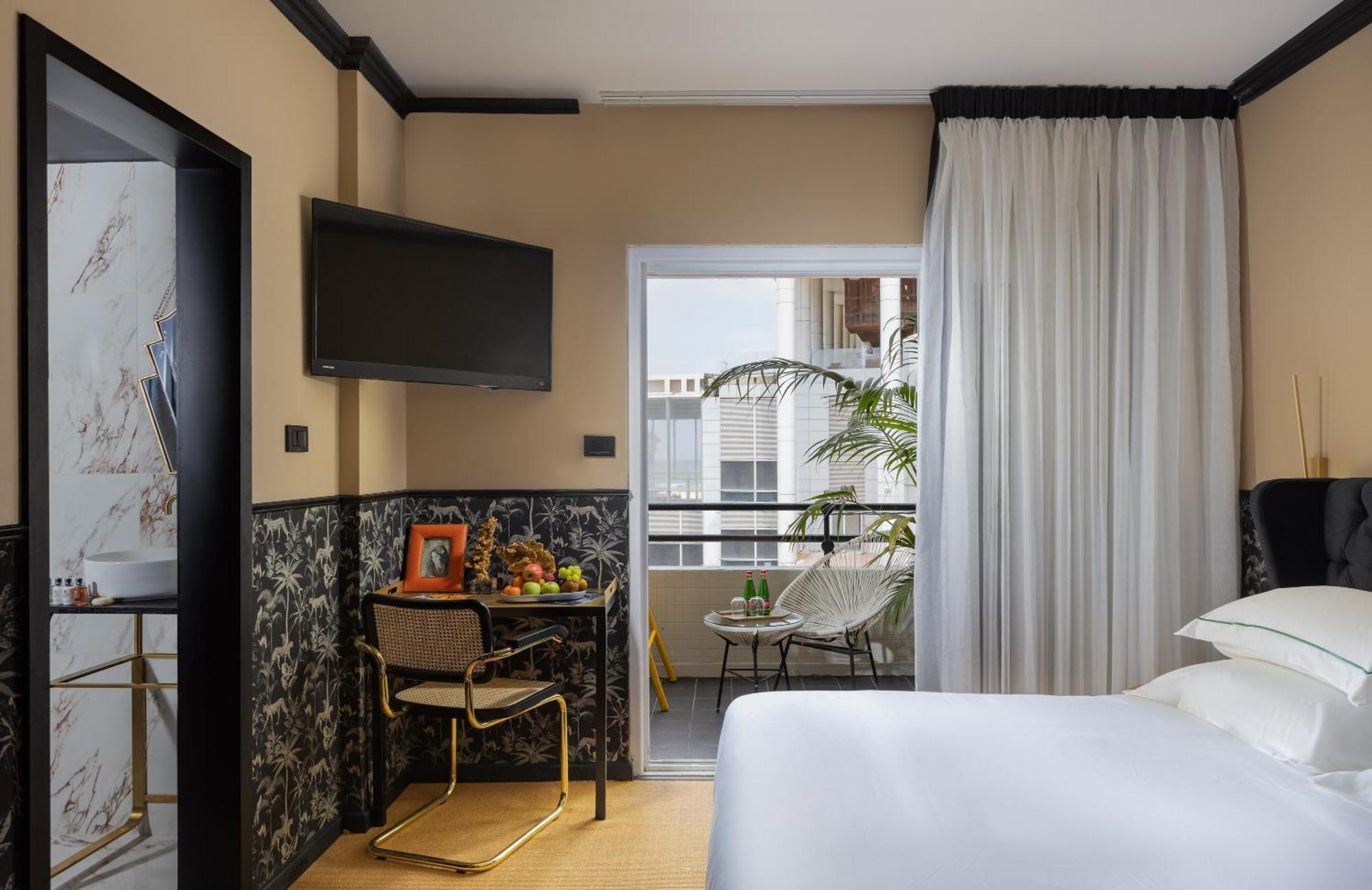 Beach Hotel By Zvieli Hotels Tel Aviv-Jaffa Zimmer foto
